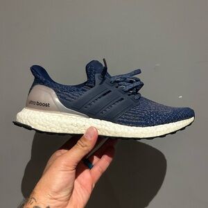 Adidas Ultraboost 2.0 - sz 9